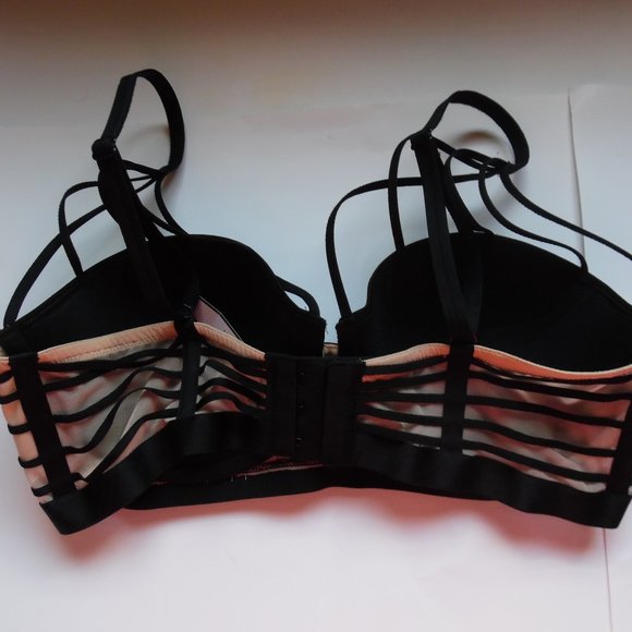 NWT Victoria's Secret Balmain Black Strappy Mesh Long Lightly lined‎ Bra Top 34C - Picture 6 of 7